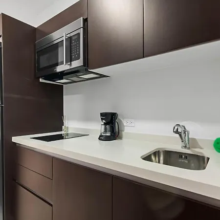 Apartment Menesse Oasis: Chic And Serene Getaway *