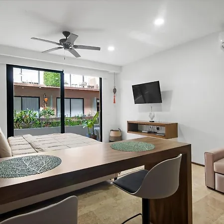 Menesse Oasis: Chic And Serene Getaway Apartment Tulum