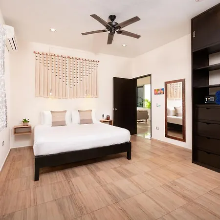 Casa Hibiscus - Tropical Serenity Meets Modern Comfort In