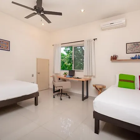 Casa Hibiscus - Tropical Serenity Meets Modern Comfort In Villa
