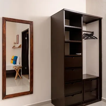 Villa Casa Hibiscus - Tropical Serenity Meets Modern Comfort In *