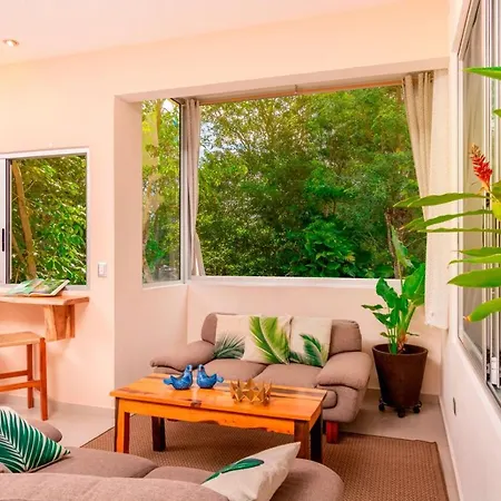 Villa Casa Hibiscus - Tropical Serenity Meets Modern Comfort In