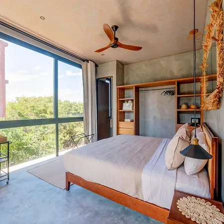 Jungle On Beach Road, Pool & Cenotes Onsite Apartment