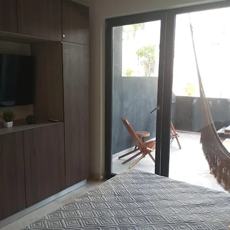 En Zona Hotelera * Tulum
