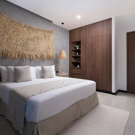 Apartment Casa Colette Six Bdrm & Daily Housekeeping *
