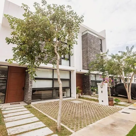 Holiday home *famliy House Country Club Akumal Bay & 3bd * *