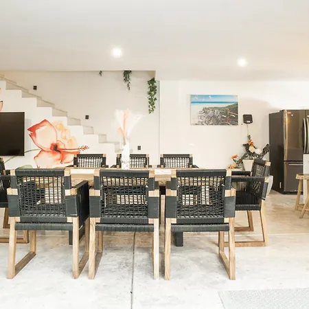 *entire Private Villa* Casa Flores *