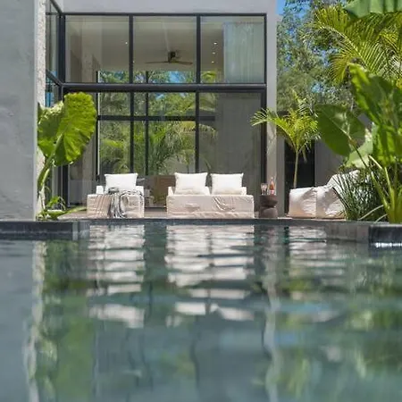 Apartment Casa Colette Six Bdrm & Daily Housekeeping Tulum