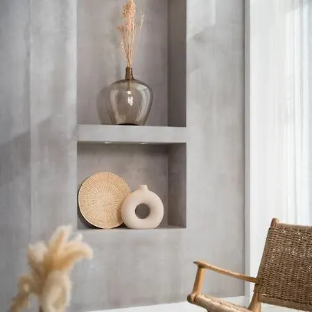 Casa Colette Six Bdrm & Daily Housekeeping Apartment *