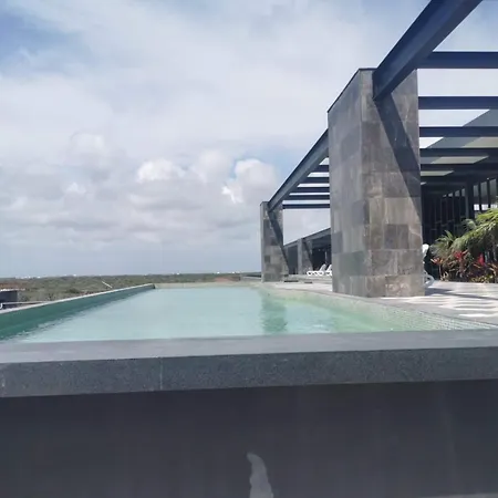 En Zona Hotelera