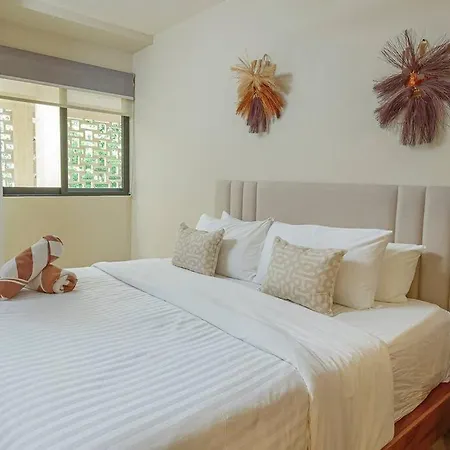 Great 1 Bdm In Paramar Viva Apartment *