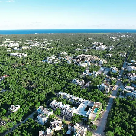 Modern 3br Penthouse W/rooftop Pool Tulum
