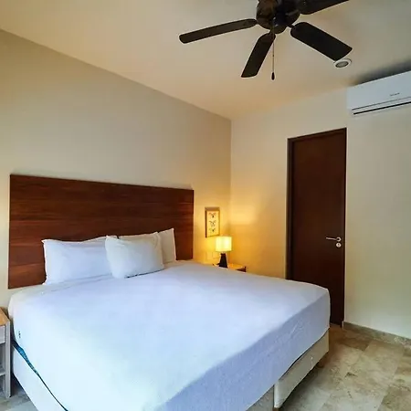 Zen Oasis Swim Up Pool W Tiki Hut Bar + Gym Apartment Tulum