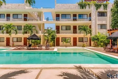 New Chic Private Balcony Huge Pool Onsite * Tulum
