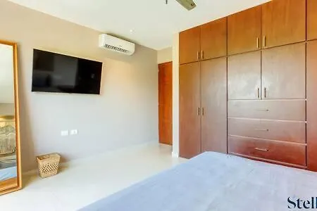New Chic Private Balcony Huge Pool Onsite Holiday home *
