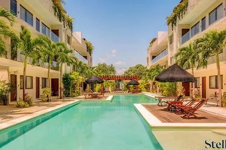 Holiday home New Chic Private Balcony Huge Pool Onsite Tulum