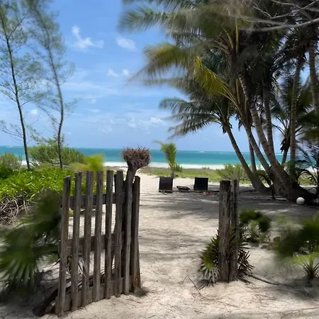 Villa Casa Airam Beachfront In Sian Kaan
