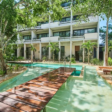 Exquisite 2-Bed Apt, Private Terrace With Plunge Pool, Rooftop, Swimming Pools And Gym Apartment *