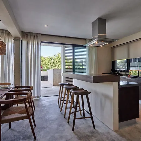 Apartment Exquisite 2-Bed Apt, Private Terrace With Plunge Pool, Rooftop, Swimming Pools And Gym Tulum