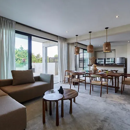 Exquisite 2-Bed Apt, Private Terrace With Plunge Pool, Rooftop, Swimming Pools And Gym