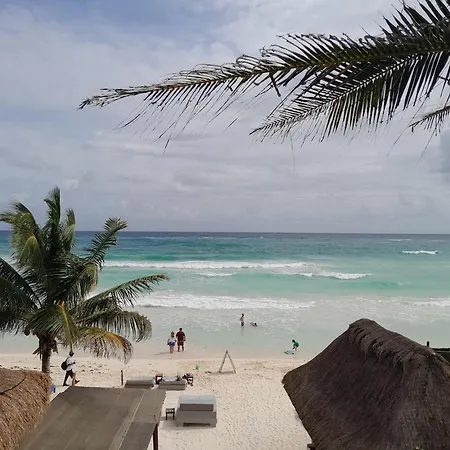 Apartment Playa Canek - Penthouse - Beach Front, Balcony & Pool Tulum