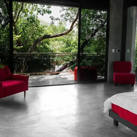 Light House 4 Bedroom House W/ Pool Villa *