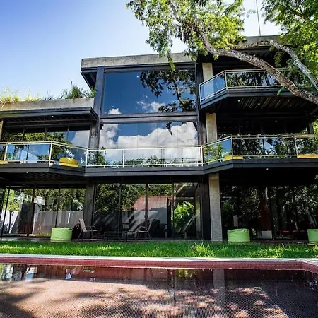Light House 4 Bedroom House W/ Pool Villa