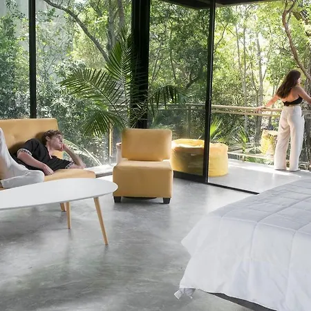 Light House 4 Bedroom House W/ Pool Villa