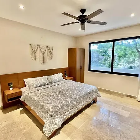 Sky K103 Apartment *
