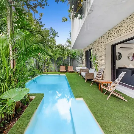 *entire Private Villa* Casa Flores Tulum