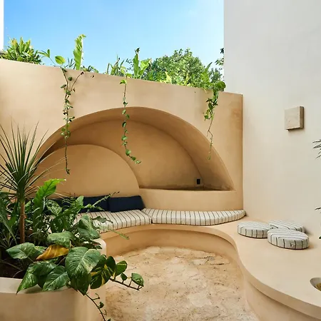 Impeccable Studio In La Veleta With Private Pool And Patio, Outdoor Seating And Rooftop Pool Tulum