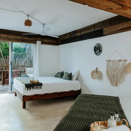 Icastico Tulum