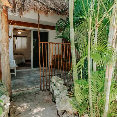 Icastico Hotel