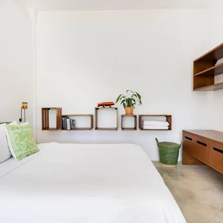Casa De Piedra Aparthotel