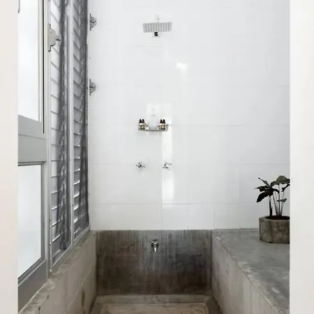 Casa De Piedra 4*