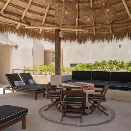 Hotel Niwa 4*
