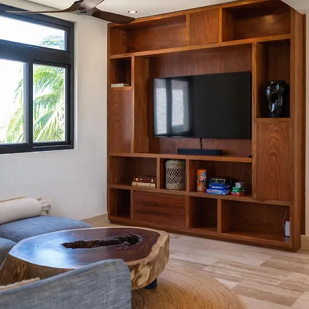 Tulumar Beachfront Luxury Villa- Full Service Villa *