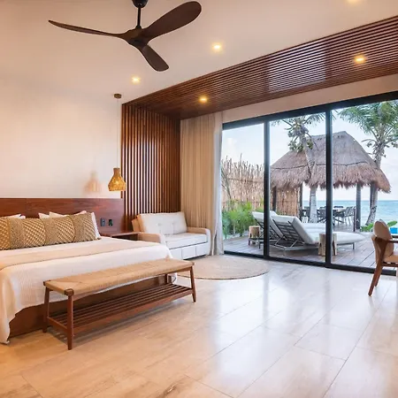 Villa Tulumar Beachfront Luxury Villa- Full Service *