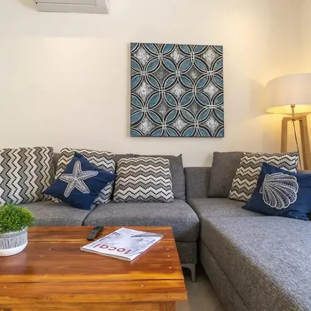 Tranquil 4-br Casa Mia Of La Veleta Holiday home Tulum