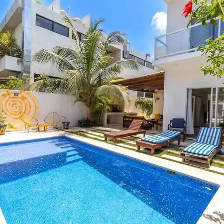 Tranquil 4-br Casa Mia Of La Veleta