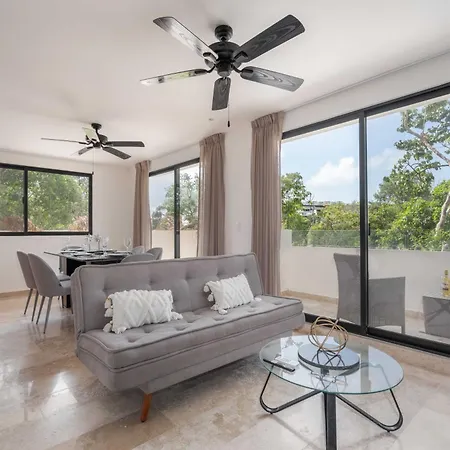Holiday home 2bd With Rooftop Pool Near *