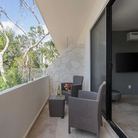 Holiday home 2bd With Rooftop Pool Near *