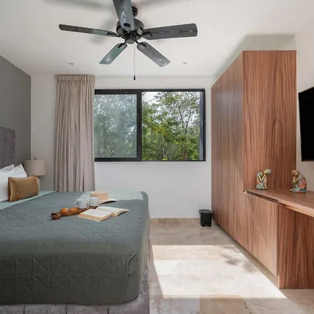 2bd With Rooftop Pool Near