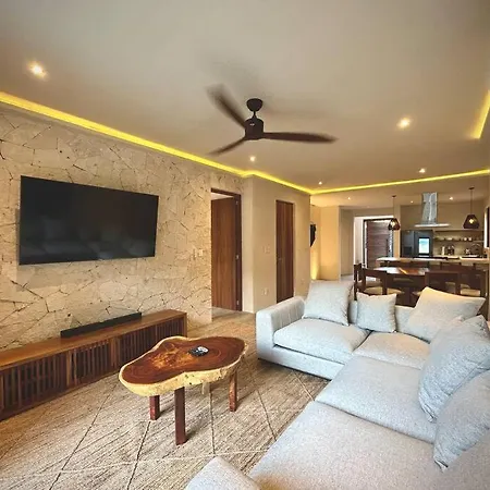 Hotel Stunning In The Heart Of La Veleta - Casa Jardin