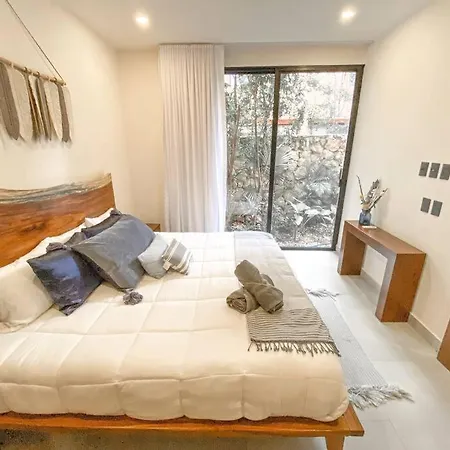 Apartment Stylish 2 Bedroom Apt • Lovely • Pool • Aldea Savia