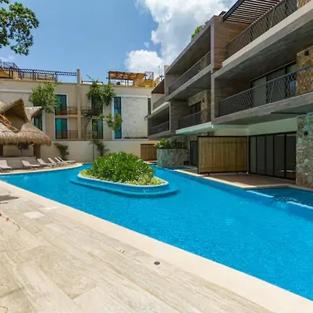 Apartment Luxury Ph & Priv. Rooftop W/jacuzzi - Aldea Zama Tulum
