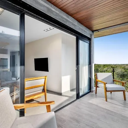 Luxury Retreat W/ Private Pool - Nook Apartment