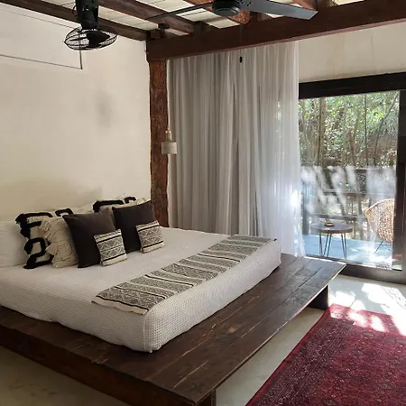Amor Rooms 2* Tulum