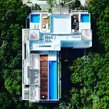 Apartment Prive Modern With Private Pool In