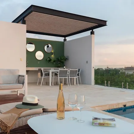 Prive Modern With Private Pool In Apartment